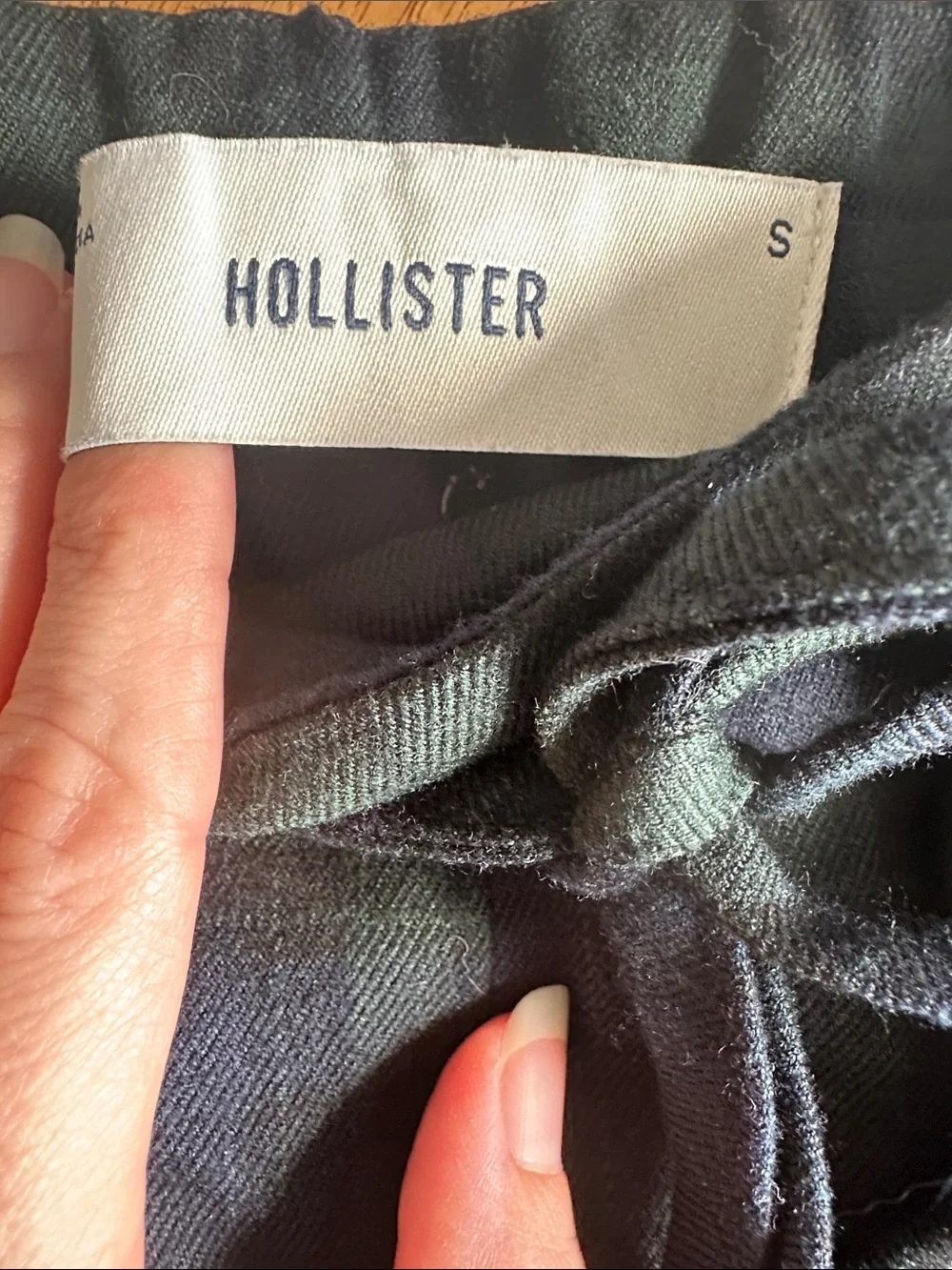 Hollister Green and Navy Plaid Mini Skort
